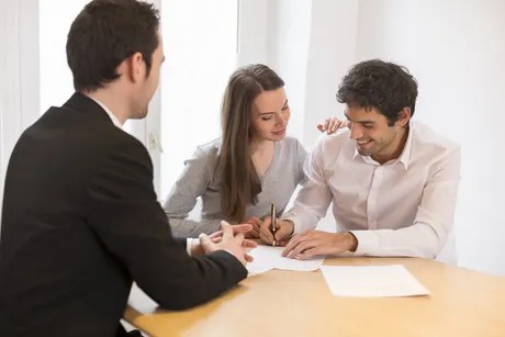 Parachute Advisory Ltd